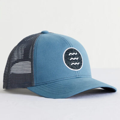 Icon Trucker Hat – Blue Fog