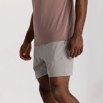 Men’s Bamboo-Lined Active Breeze Short – 5.5″ – Cement